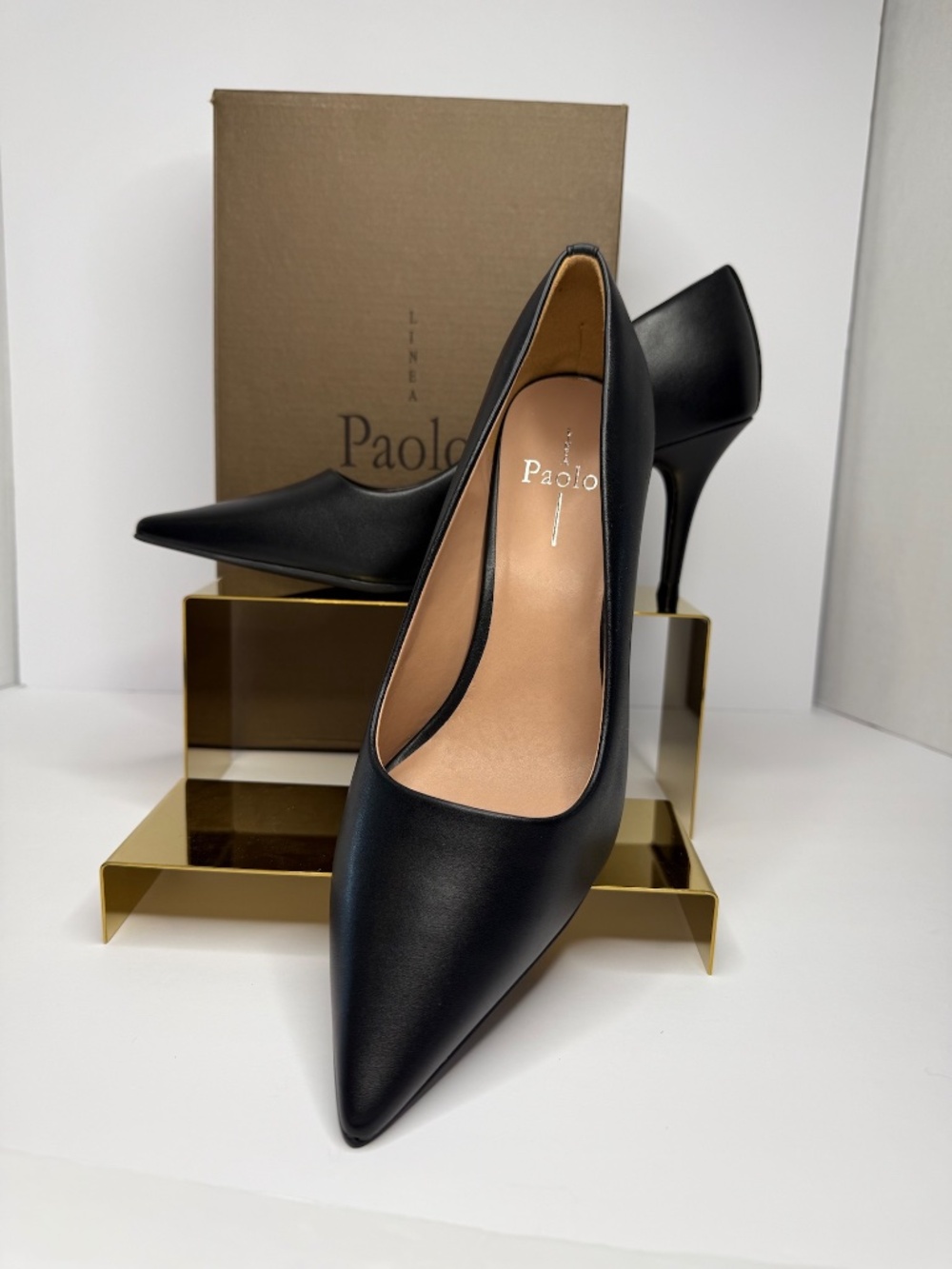 Linea Paolo Leather Paris Heel in Black Size 9
